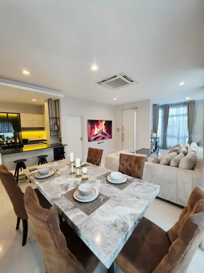 บ้านให้เช่า 4 ห้องนอน 5 ห้องน้ำ ที่สีวลี รัษฎา ภูเก็ต