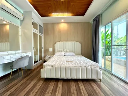 Modern 2-Bedroom, 2-Bathroom Pool Villa with Rooftop in Saiyuan, Rawai