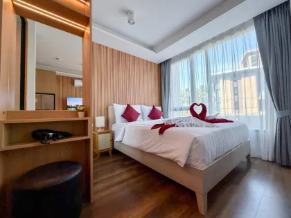 Renovierte 1-Zimmer Wohnung mit 1 Bad in 6th Avenue Surin