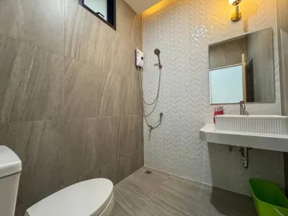Таунхаус с 2 спальнями в аренду в Chao Fah Garden Home 5, Пхукет Таун