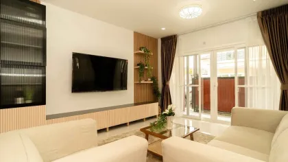 4 Beds 3 Baths Villa for Rent in Mana Kathu Lake, Phuket Town