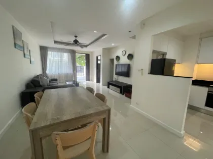 Villa Laguna Park 1 avec 3 Chambres et 4 Salles de Bain à Louer