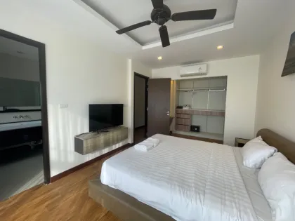 Villa Laguna Park 1 avec 3 Chambres et 4 Salles de Bain à Louer