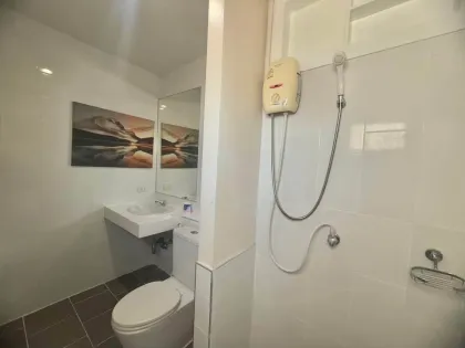 1 Bedroom Studio Apartment for Rent at Phanason City Condo