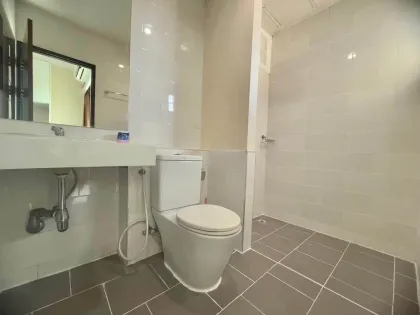 1 Bedroom Studio Apartment for Rent at Phanason City Condo