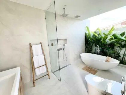 Poolvilla mit 4 Schlafzimmern und Privatpool zu vermieten