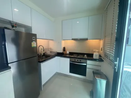 Laguna Park 1: 3-Bedroom, 4-Bathroom Villa for Rent
