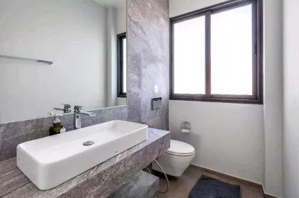 บ้านพักพูลวิลล่า 3 ห้องนอน ให้เช่าในฉลอง