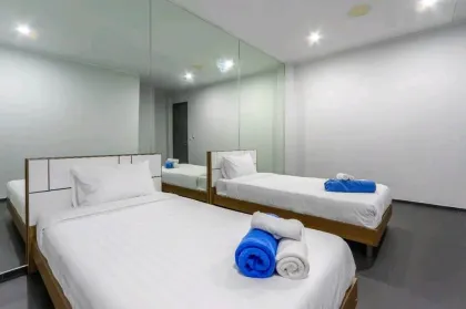 บ้านพักพูลวิลล่า 3 ห้องนอน ให้เช่าในฉลอง