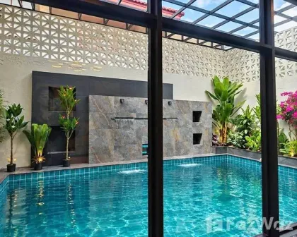 4-Bedroom Private Pool Villa in Anuphas Golf Ville, Kathu