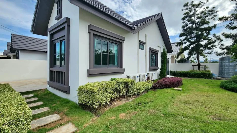 Luxury 3-Bedroom Home with Large Garden Opposite Clubhouse in Rawai