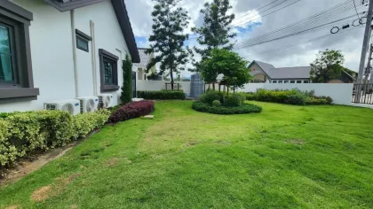 Luxus 3-Zimmer-Haus mit großem Garten gegenüber dem Clubhaus in Rawai