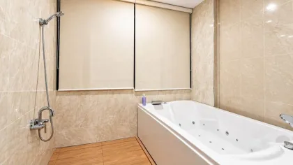 Villa 5 chambres 3 salles de bain avec piscine à louer à Kathu