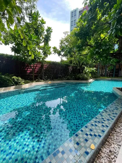 2-комнатный угловой исполнительный люкс в The Base Bukit Phuket