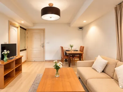 Condo The Royal Place Samkong - 1 Zimmer in Phuket Town