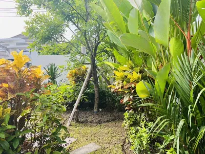 3-Bedroom Villa with Private Pool in Suriyapron Chalong