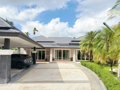 Villa de lujo con piscina de 4 dormitorios en alquiler en Manik, Phuket