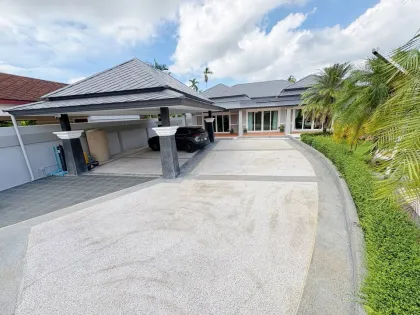 Villa de lujo con piscina de 4 dormitorios en alquiler en Manik, Phuket