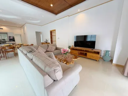 Villa de lujo con piscina de 4 dormitorios en alquiler en Manik, Phuket