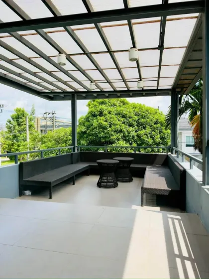 卡图Passorn Kohkeaw70村3卧室别墅出租