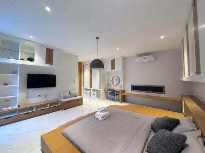 Villa moderne de 3 chambres avec piscine à louer à Pasak Cherng Talay
