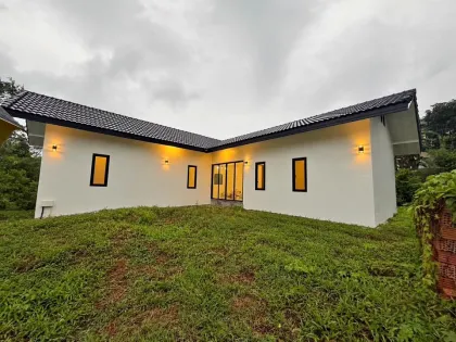 Spacious 3-Bedroom 2-Bathroom Villa for Rent in Cape Panwa