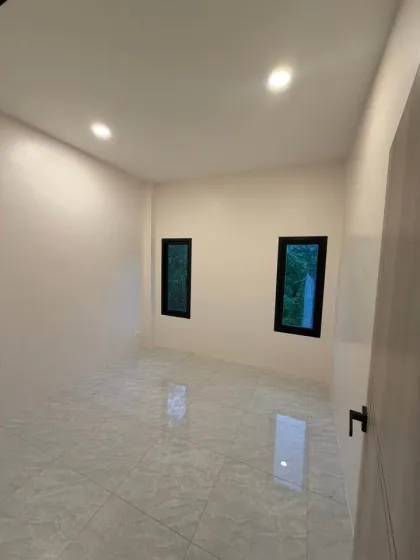 Spacious 3-Bedroom 2-Bathroom Villa for Rent in Cape Panwa