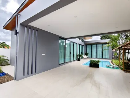 Villa 3 Chambres 2 Salles de Bain avec Piscine à Phuket
