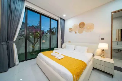 Luxus 3-Zimmer Privatpool-Villa zur Miete in Rawai