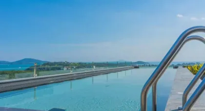 เพนท์เฮาส์วิวทะเล 2 ห้องนอนให้เช่าในราไวย์