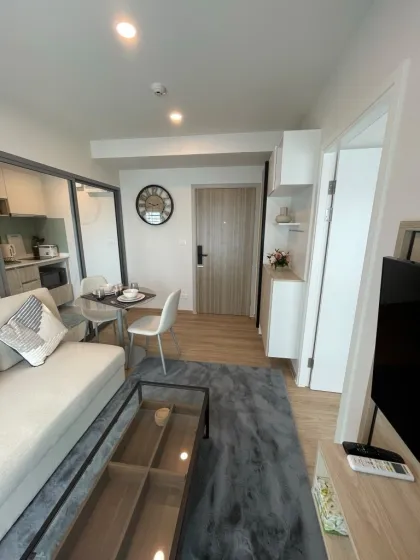 Phyll Phuket: 1-Zimmer-Wohnung mit Poolblick zu vermieten