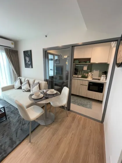 Phyll Phuket: 1-Zimmer-Wohnung mit Poolblick zu vermieten