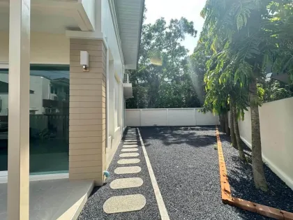 Apartamento de 3 dormitorios y 3 baños en alquiler en Supalai Garden Ville, Pa Klok