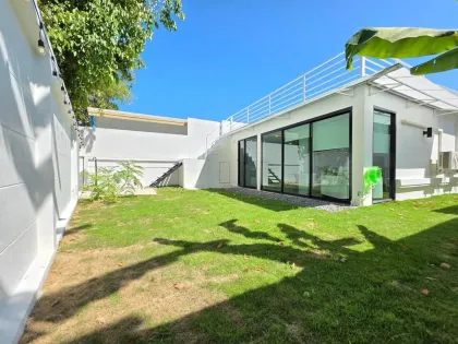 Villa recién renovada de 2 habitaciones y 2 baños en alquiler en Pa Klok