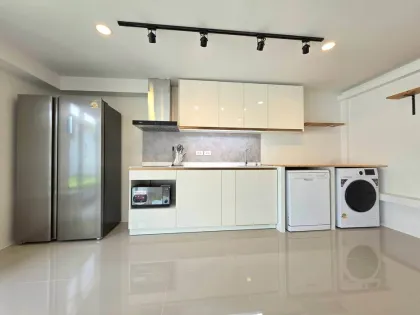 Villa recién renovada de 2 habitaciones y 2 baños en alquiler en Pa Klok