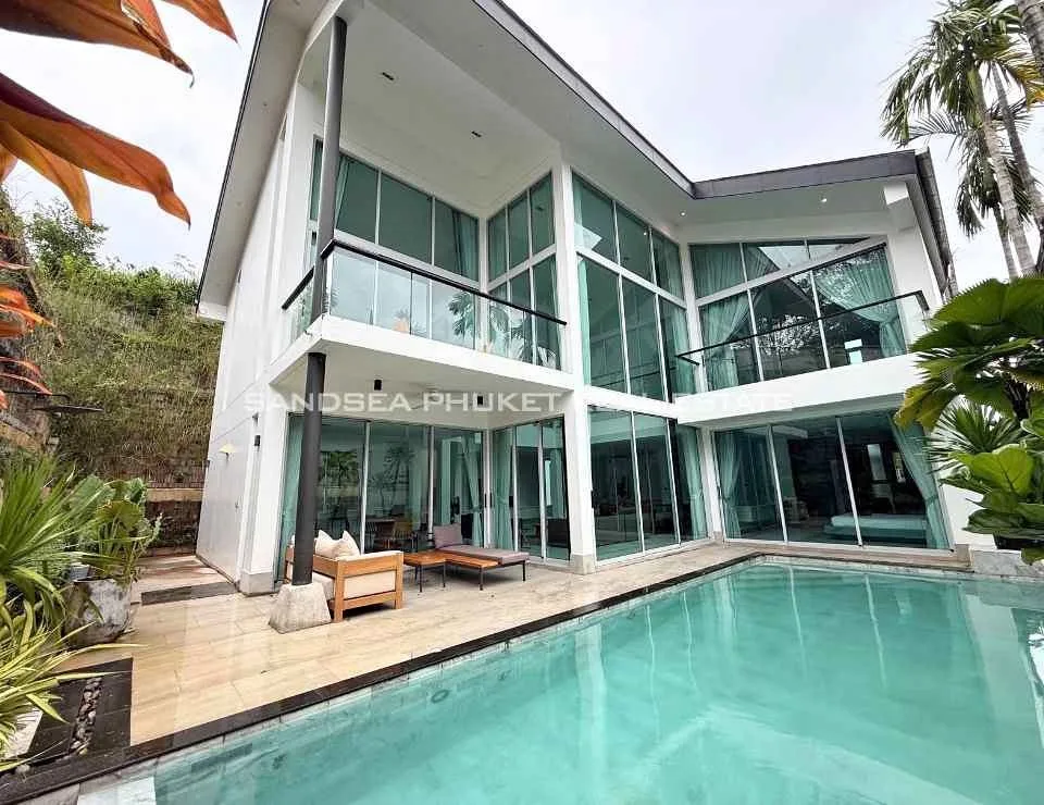 Moderne Luxusvilla mit 4 Schlafzimmern und Pool zur Langzeitmiete in Pasak