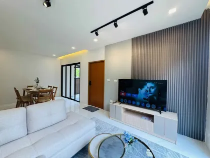 Villa independiente de 2 pisos con 4 habitaciones y 4 baños en alquiler en Chao Fah Garden Home, Rawai