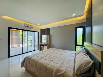 Villa independiente de 2 pisos con 4 habitaciones y 4 baños en alquiler en Chao Fah Garden Home, Rawai