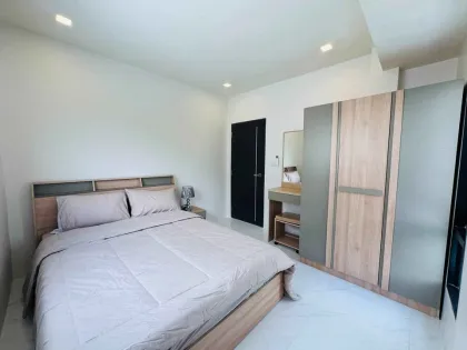 Villa independiente de 2 pisos con 4 habitaciones y 4 baños en alquiler en Chao Fah Garden Home, Rawai