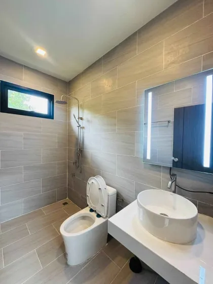 Villa independiente de 2 pisos con 4 habitaciones y 4 baños en alquiler en Chao Fah Garden Home, Rawai