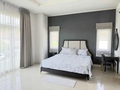 บ้านวิลล่า 4 ห้องนอน 3 ห้องน้ำให้เช่า ที่ซุปไพย์ลากูนเฮาส์ เกาะแก้ว