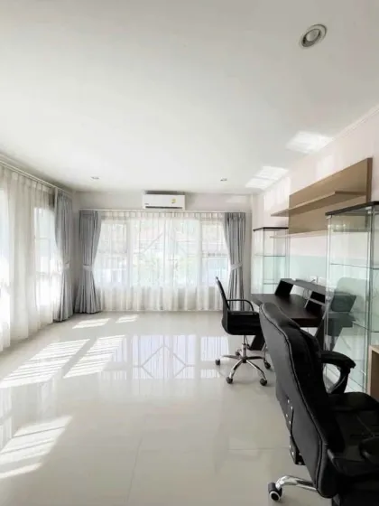 บ้านวิลล่า 4 ห้องนอน 3 ห้องน้ำให้เช่า ที่ซุปไพย์ลากูนเฮาส์ เกาะแก้ว