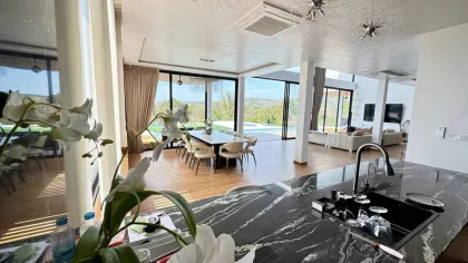6-Bedroom Private Villa with Ocean View in Layan, Phuket