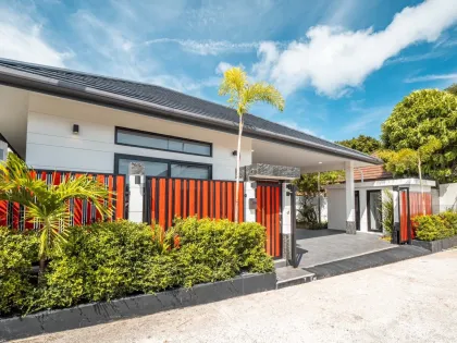 Villa moderne avec piscine privée 3 chambres 3 salles de bain à Rawai