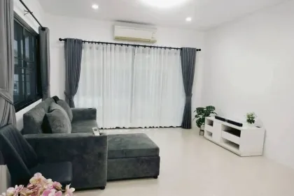 Maison meublée 3 chambres avec jardin privé à Rawai