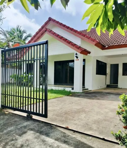 Maison meublée 3 chambres avec jardin privé à Rawai