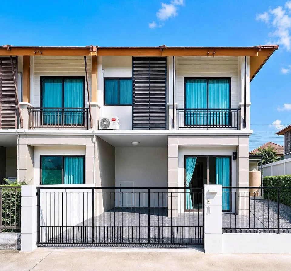 3-Schlafzimmer, 2-Badezimmer Eckhaus zur Miete in Patong, Phuket