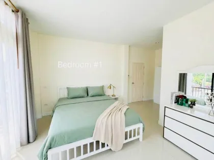 3 Schlafzimmer, 2 Badezimmer Villa zur Miete in Villa Chao Fah 2
