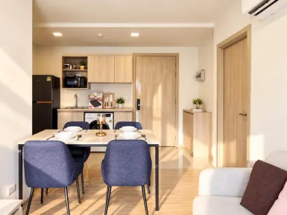 Apartamento moderno de 2 habitaciones con vista a la piscina en D Condo Reef Kathu