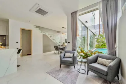 Brandneue Poolvilla in Cherngtalay mit 4 Schlafzimmern & 3.5 Bädern